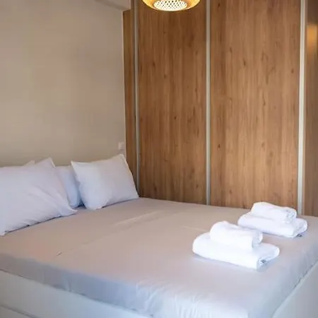 Lyan Cozy By Sh Apartman